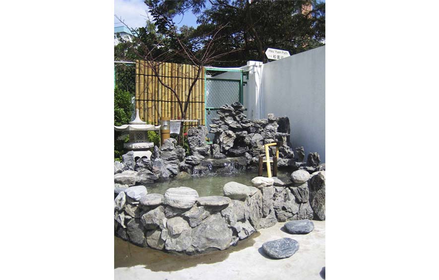 Garden @Japanese junior high school 2006