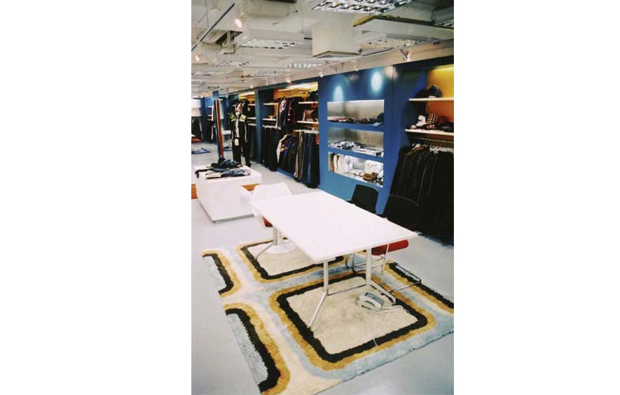 miss sixty @Kwun Tong 2004